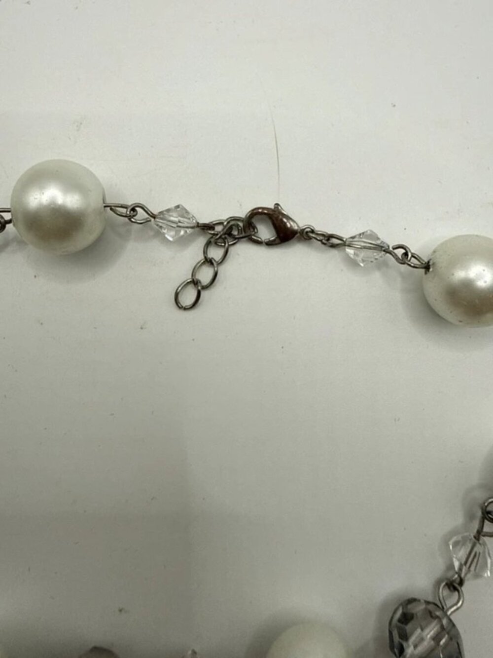 Vintage Faux Pearl & Crystal Beaded Necklace White Silver 20” - Picture 4 of 4